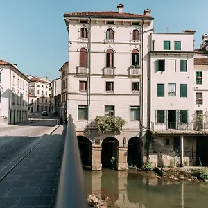 Appartamento Palladio - Vista Fiume, In Centro Con Garage Italia
